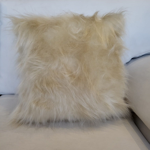 Imagen de Almohadones Piel Pelo Largo 40x40 Con Relleno Soft